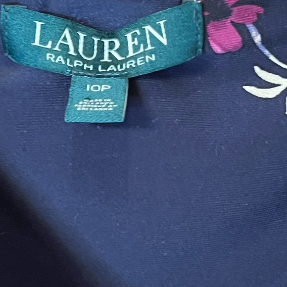 Lauren By Ralph Lauren Women's Floral-Print Ruched Dress EUC size 10P petite - Picture 5 of 6